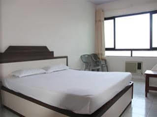 Hotel Madhuban Mahābaleshwar Kültér fotó